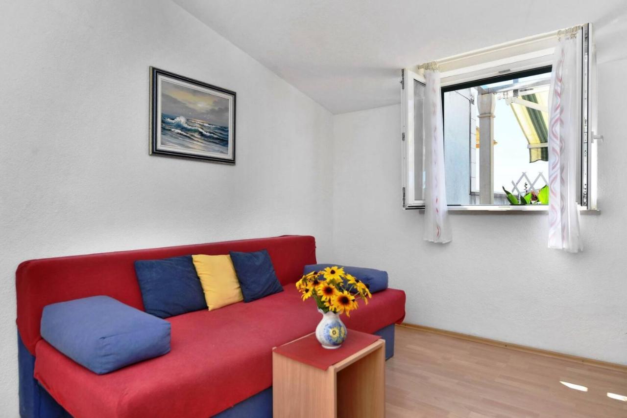 Senjkovic - With Balcony And Sea View * Bol